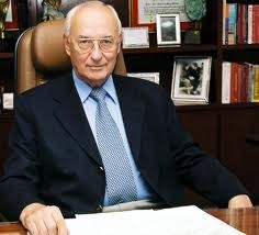 QUEM É O BADALADO IVES GANDRA MARTINS? Doutorado em Direito e professor emérito da Mackenzie e membro da Opus Dei “Nada foi provado contra José Dirceu” ives grandra